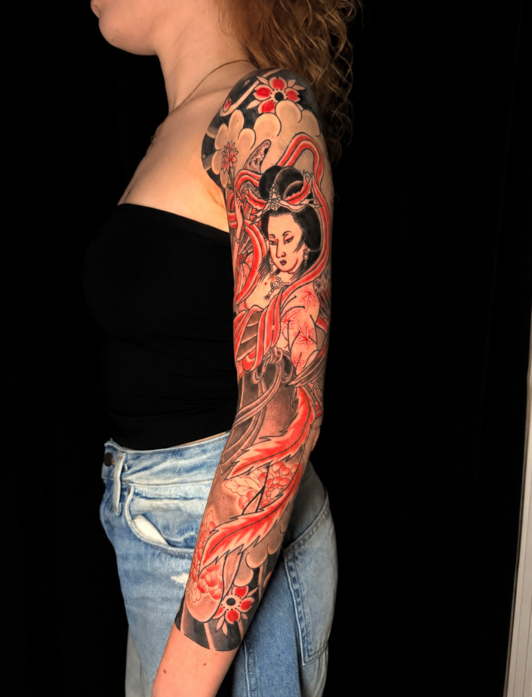 Japanisch inspiriertes Tattoo in Rottönen